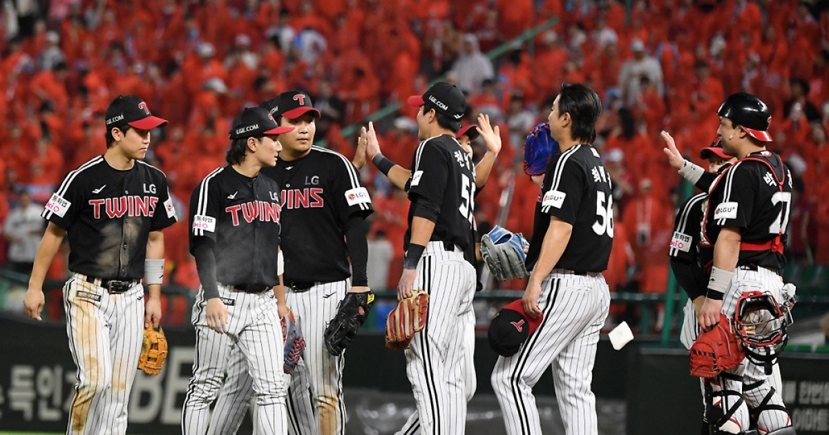 후반기 20승 쓸어담았다! LG 염갈량의 극찬 "임찬규 완벽한 피칭"