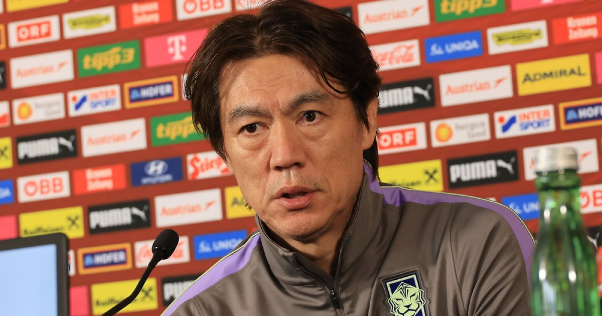 “아집인가 소신인가”…홍명보의 마이동풍? 신문선·이천수 ‘촌철살인’에도 요지부동