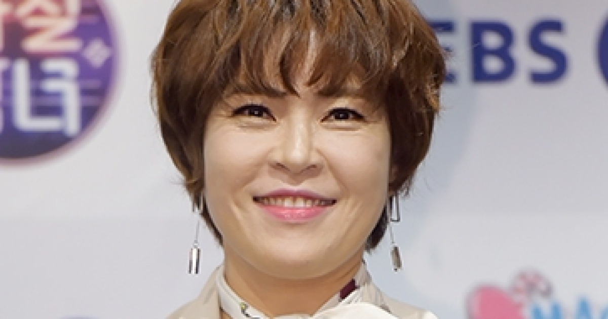 조혜련, '재혼 11년만' 경사 "♥남편과 함께한 연극 너무 잘 돼…해외까지 진출" (같이 삽시다)[종