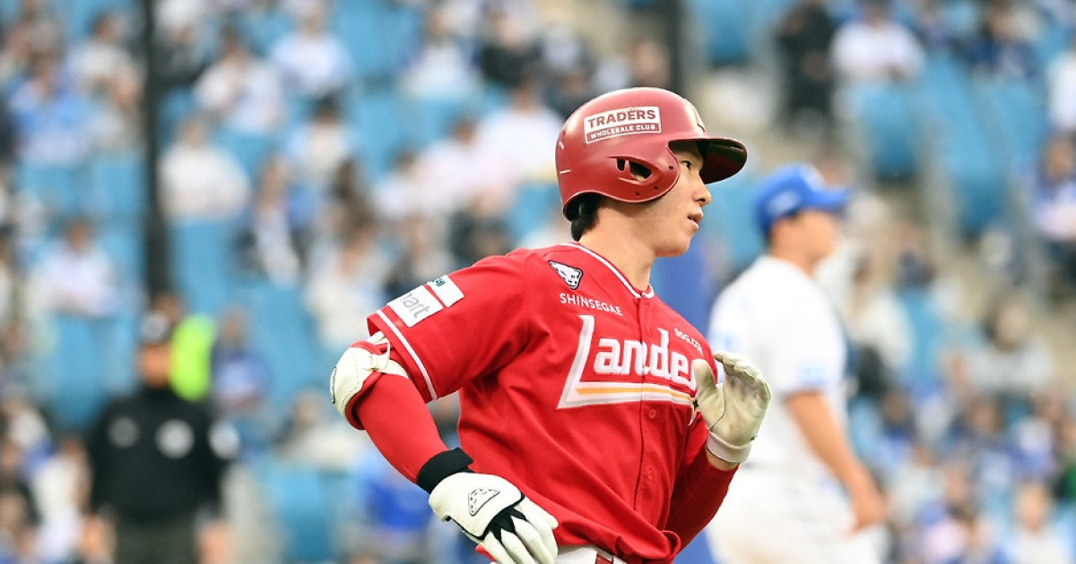 SSG 박성한, '롯데 보유' 44년 묵은 기록 깼다! → 개막 19경기 연속 안타. KBO 신기록 [대구 현장]