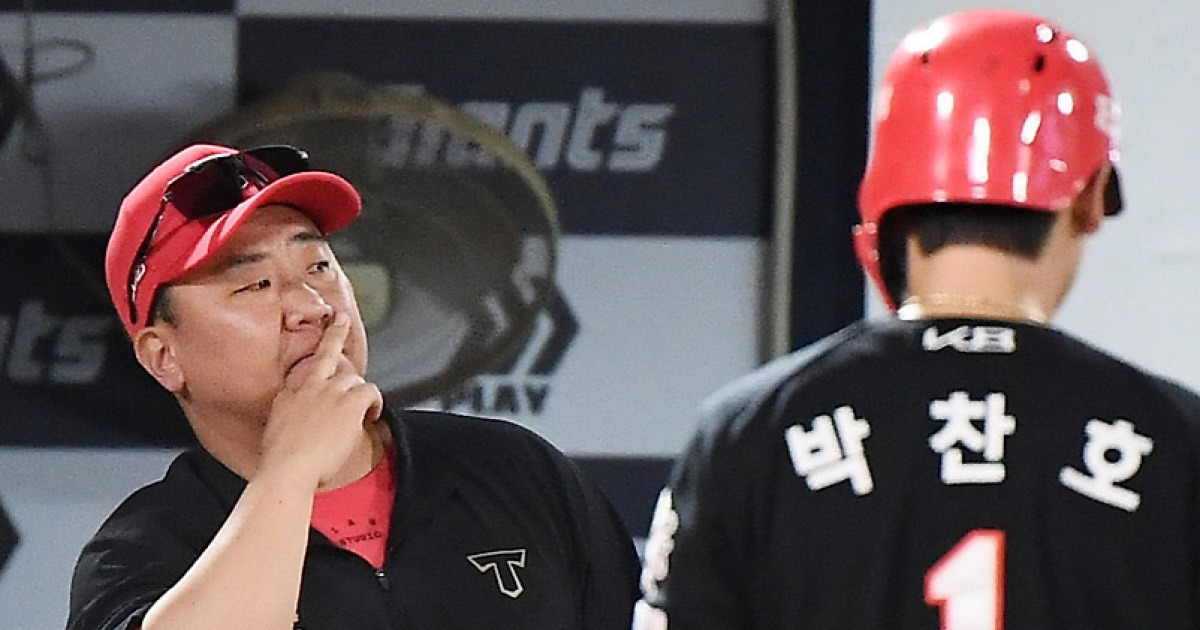 "정신차려!" 5연패 수렁 → 흐름 놓친 박찬호…KIA 대장의 불호령 "상황에 집중해야지" [부산포커