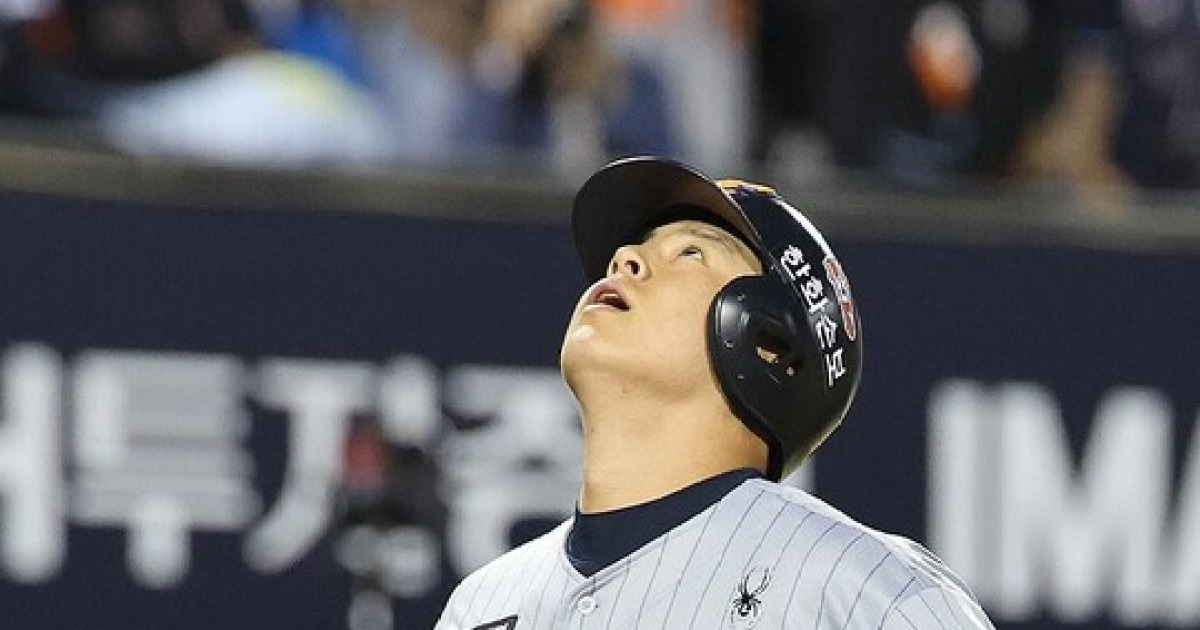 부활 신호탄 쏘아올린 노시환, 김기태 코치 언급한 이유는[잠실에서]