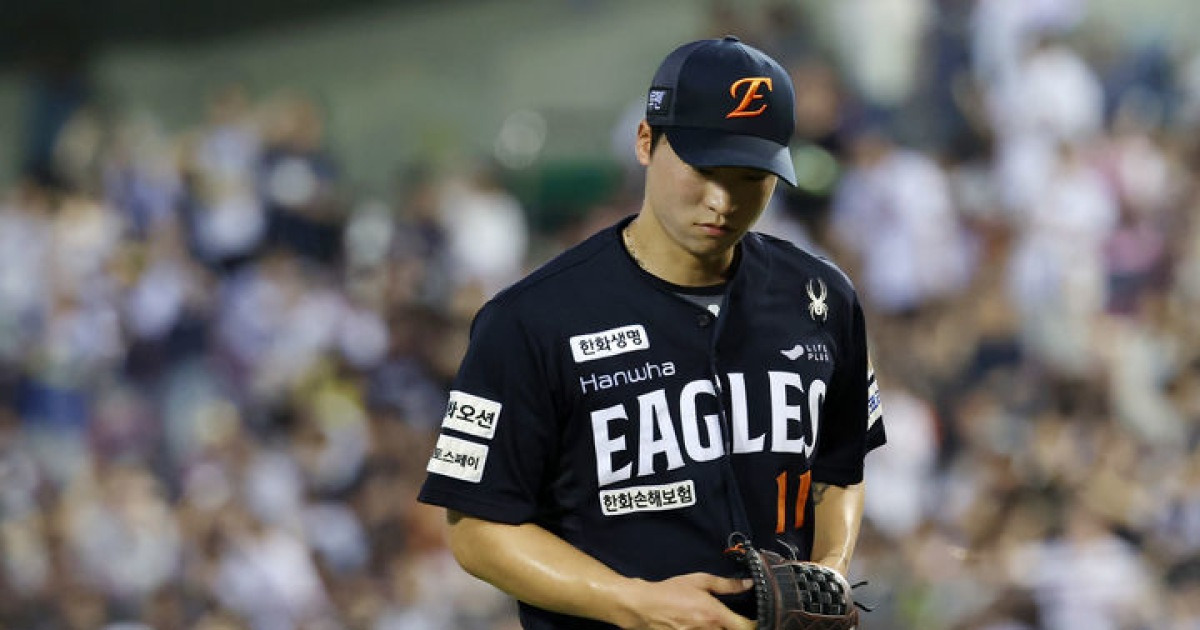 한화 엄상백, 팔꿈치 수술로 시즌 아웃…"열심히 노력했는데"(종합)