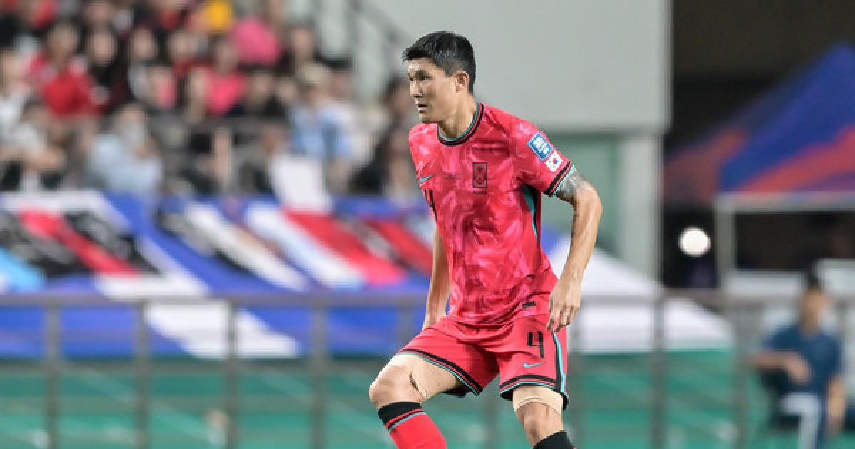 '김민재 빼고 다 바꾸자' 2000년생 이하로 홍명보호 센터백 변혁! '스리백 카드도 만지작'