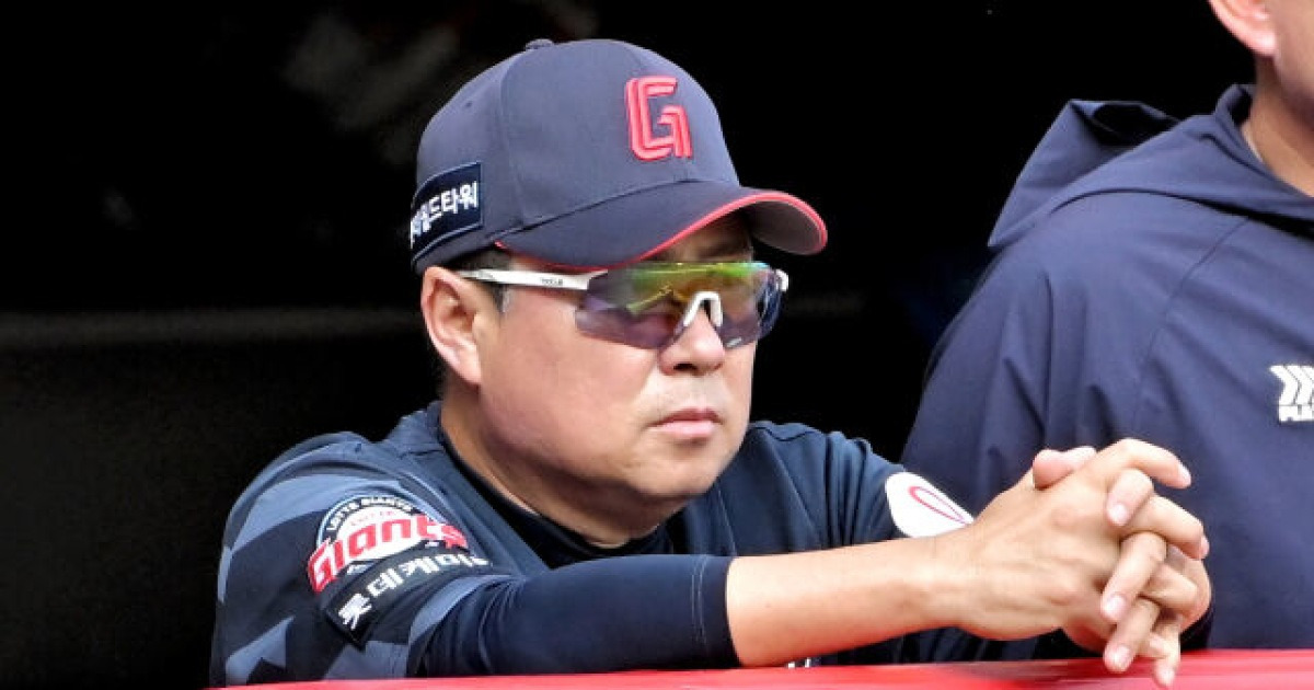 3위부터 '수직하락' 그래서 더 아쉽다, 김태형 감독 "지키고 싶은 욕심 컸다, 특히 아쉬운 한 해" [