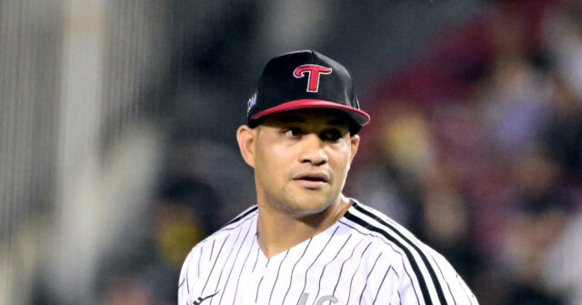 '도대체 왜?' LG 1선발 '75구' 만에 교체 미스터리, 역전패로 이어졌다 [MD잠실]