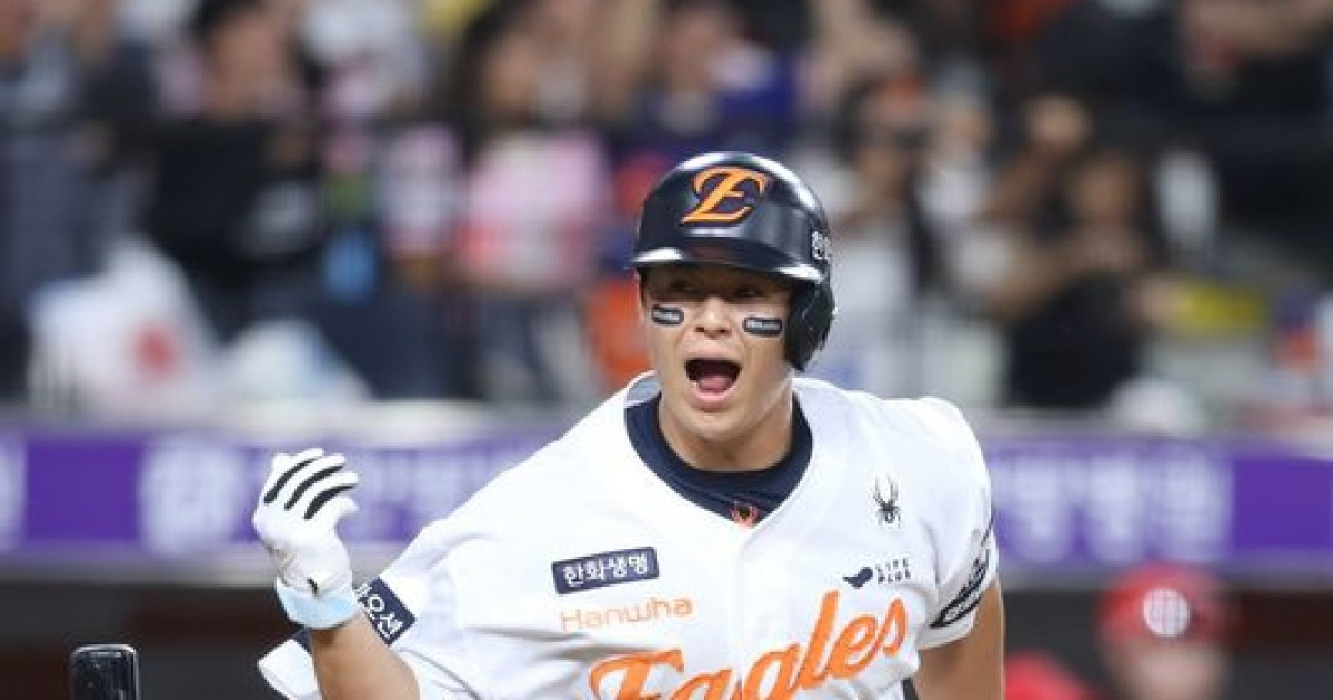 "아무 생각 없이 막 휘두르는데…" 노시환 마침내 부활, 김경문 감독 '믿음의 야구' 결국 빛 보나