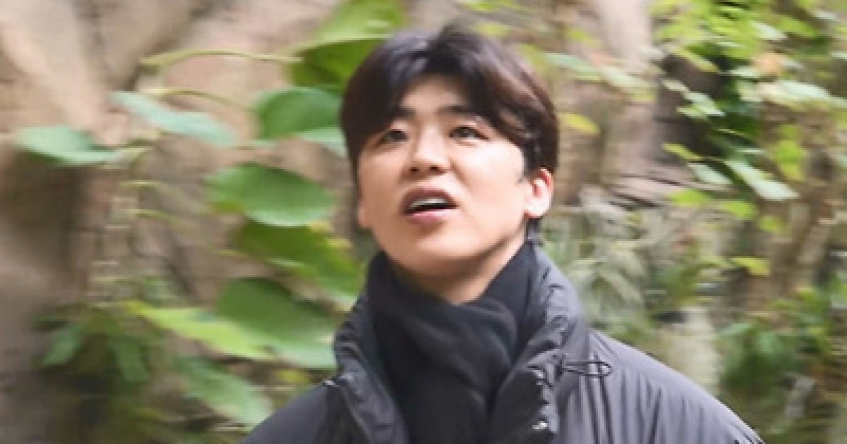 ‘나 혼자 산다’ 박지현, 걸음마다 팬들의 관심 집중