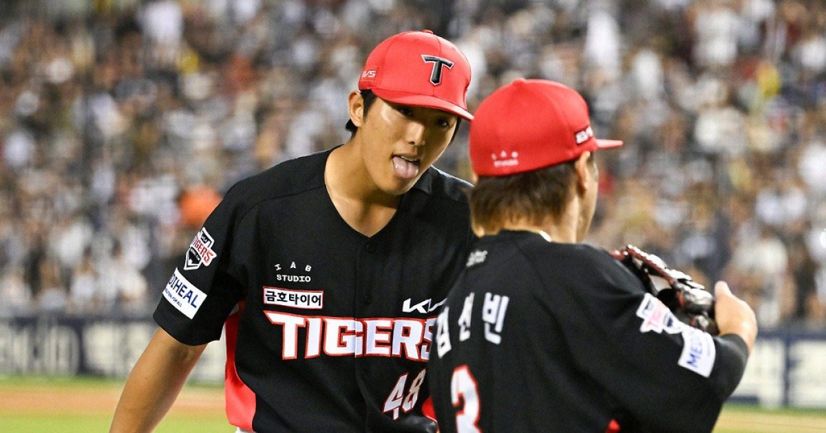 '평균자책점 11점대 투수 맞아?' 156km 강속구, 이의리가 완전히 달라졌다 [잠실 현장]