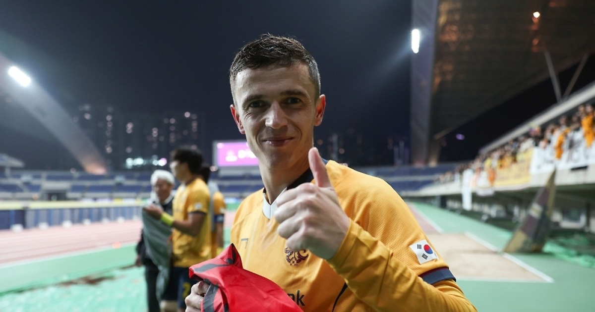 알바니아 언론, 광주FC 맹비난 "아사니에게 보복하는 거야?…불만 품어 복수 중"→'몰래 이적' 자