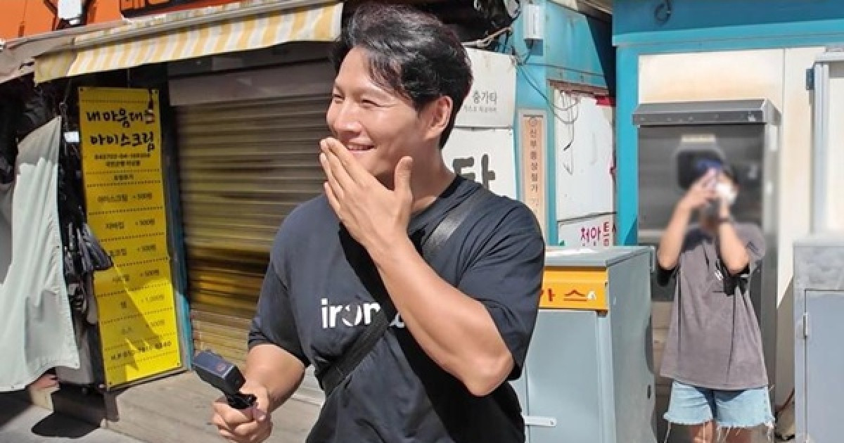 '극비 결혼' 김종국, 지나가는 시민 한마디에…'새신랑' 멘붕 ('런닝맨')