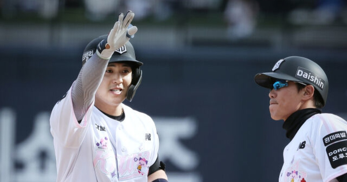 한화-KIA 출신 이적생 안정감 무엇인가, 폰세급 외인과 17이닝 무실점 합작했다…"공부 많이 하는 