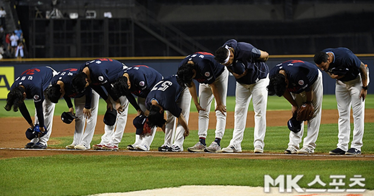 롯데, 역대급 후반기 출발했는데? 연패 못 끊으면 PS 실패 현실 된다