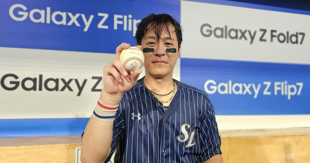 "롯데행? 사람 일은 모르는 것" 여전히 건재한 최다홈런 포수의 4번째 FA, 홍성흔 양의지 길을 걸