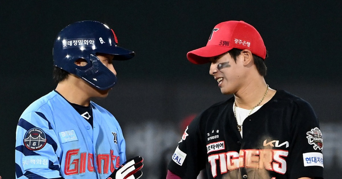 '가린거 아냐? 하던데로 했을 뿐' '승부욕 폭발' 박찬호-황성빈, 두 남자의 설전...2루에서 무슨 일