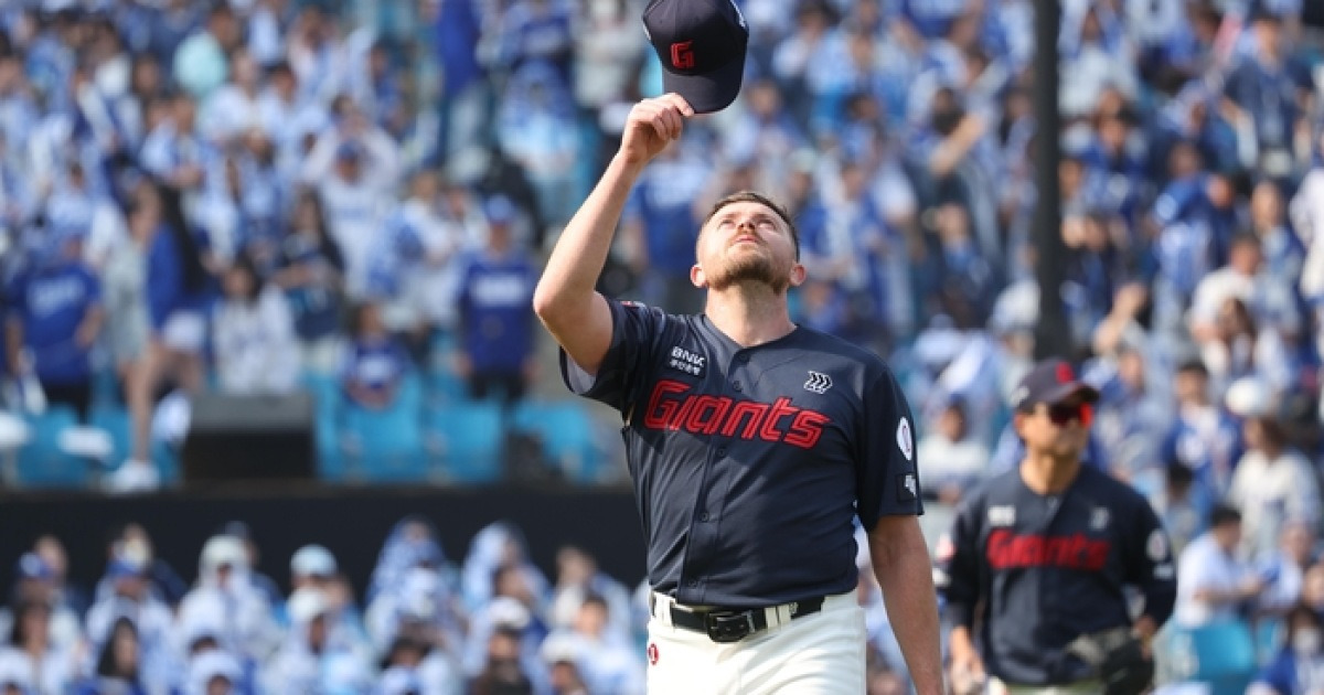 ‘대박 스위퍼’ 롯데 비슬리, 네일·와이스 같아…‘실책 노진혁’ 감싸는 ‘대인배’ 기질까