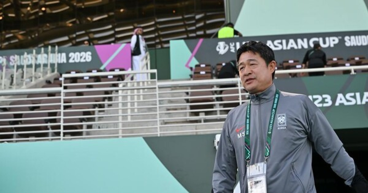 [U-23 아시안컵] '한일전 무기력한 패배' 이민성 감독, "이번을 계기로 한층 더 성장했으면"