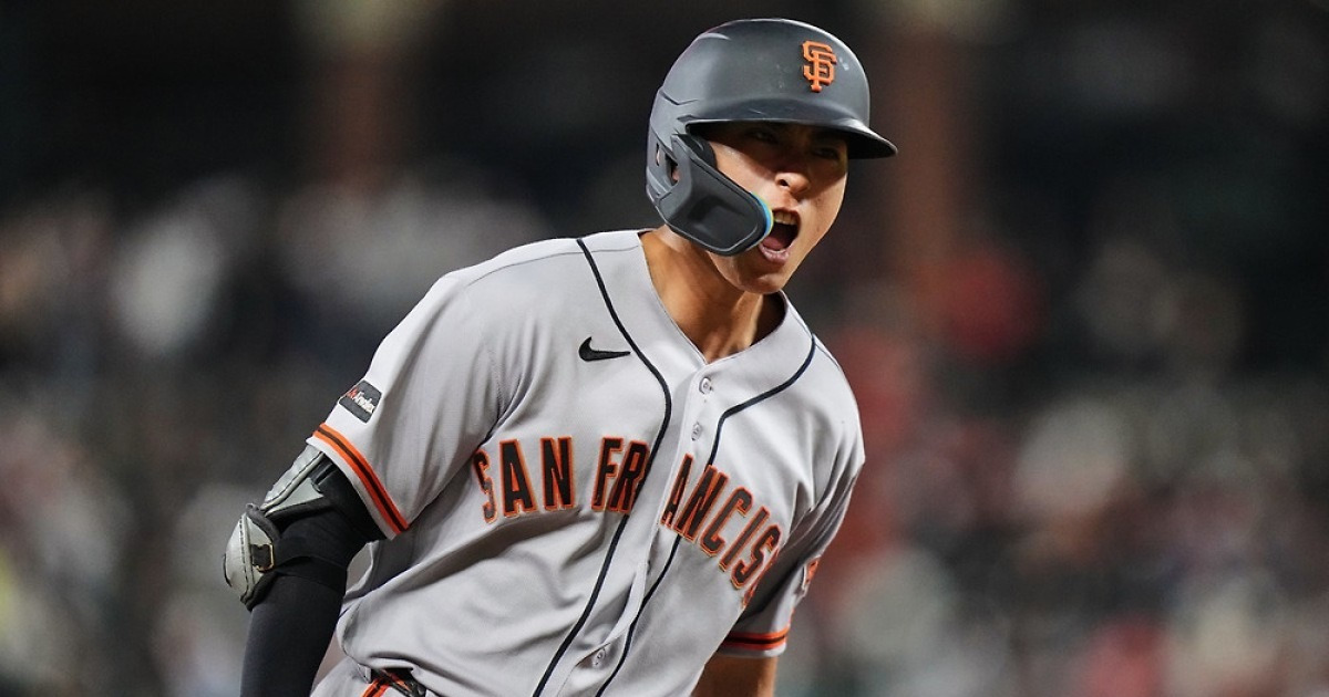 MLB 이정후, 이틀 연속 멀티 히트…시즌 타율 0.200