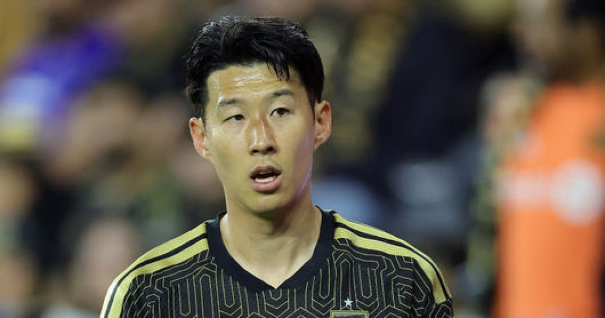 "답이 없다" 맹비난 LAFC 감독, 설마 손흥민 공개 저격? "이름은 안 말하겠지만...지난 시즌 잘했는