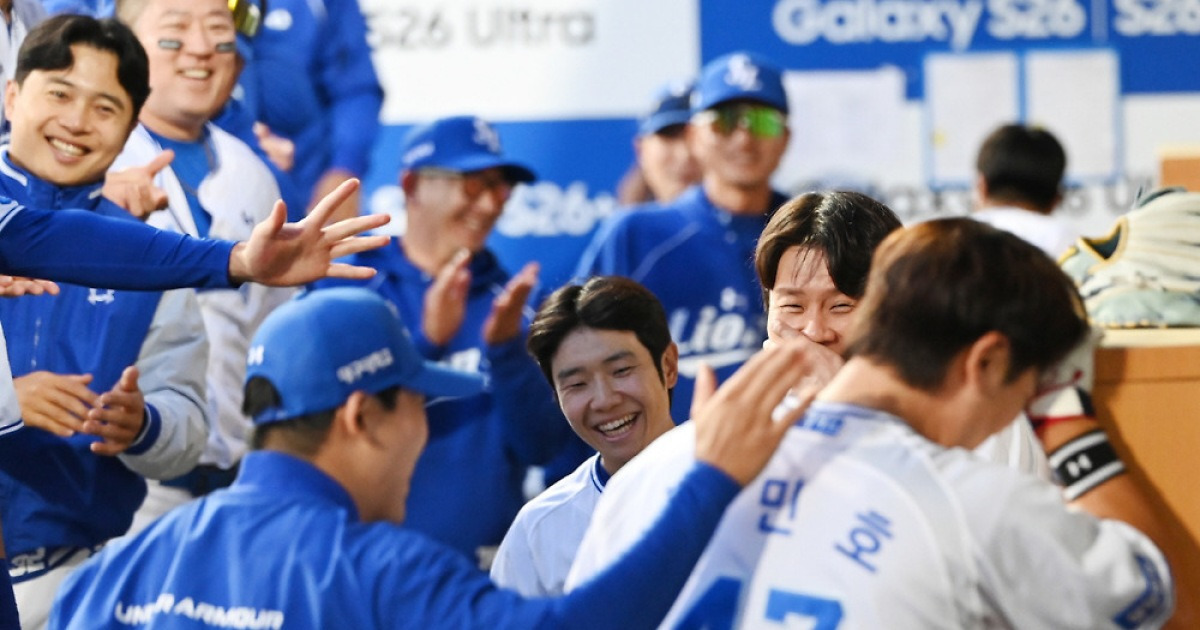 아웃이 이렇게 재밌어? 강민호 승부욕에 삼성 더그아웃 '웃음바다'[대구 현장]