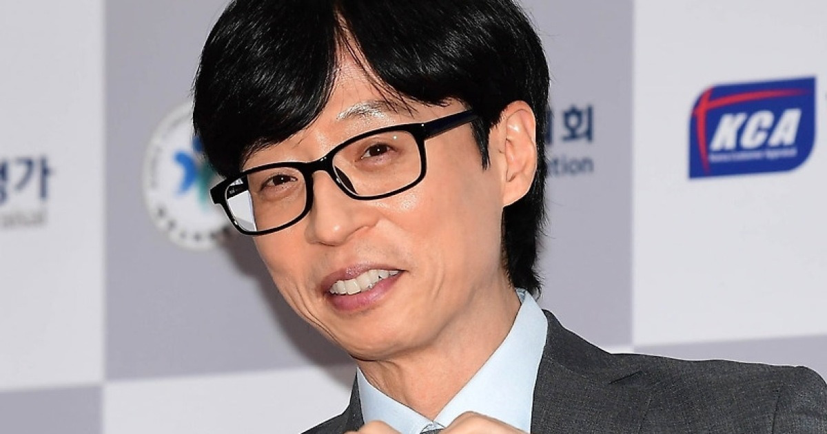 '53세' 유재석, ♥나경은과 키스했다…"자녀 때문에 하다가 멈춰" ('런닝맨')