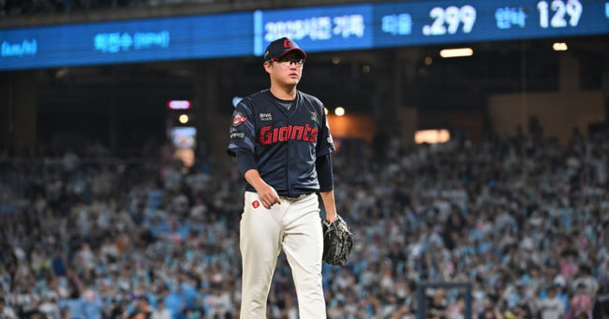 '5강 위태롭다' 롯데, 안타 12개에 고작 2득점…찬스마다 '한숨' [부산 리뷰]