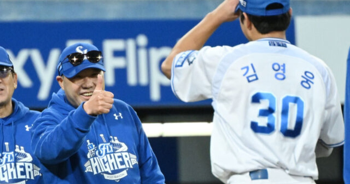 "6회 끝나고 한 번 모였다" 김영웅 연타석 스리런 뒤에 박진만 '미팅' 있었다…디아즈→5연패→PO