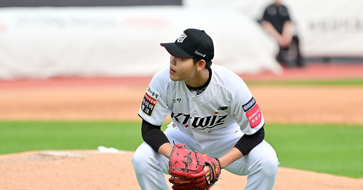 WBC 후유증일까? LG 이어 삼성에 당했다…'소형준 부진', 고민 커진 KT [수원 현장]