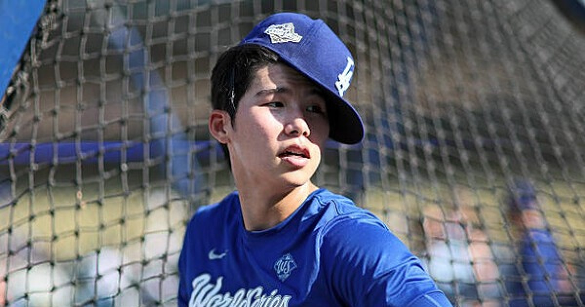 'WS 우승'에도 사라진 김혜성 이름, '49G 타율 0.302' 2루수에 밀렸다…그래도 '세컨드 팀'에는 이름 