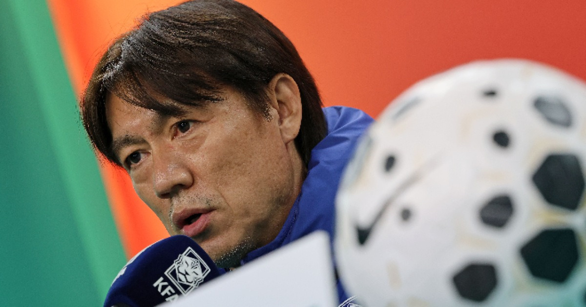 손흥민 출전 시간 조절? 홍명보 감독 “그 포지션에 좋은 활약 보이는 선수 많다” [MK현장]