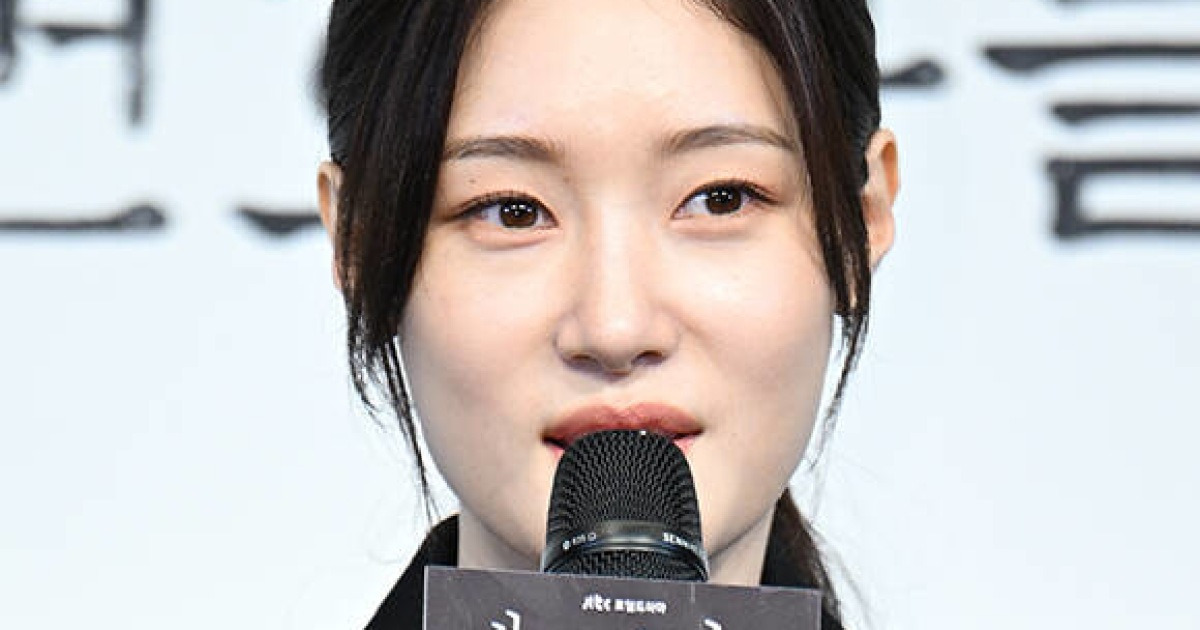 [TF초점] '에스콰이어' 정채연, 스펙트럼 한계…청춘 로맨스 '딱' 거기까지