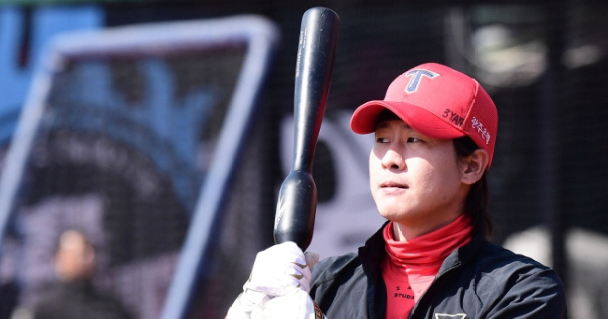 '와 박찬호 100억↑ 이게 맞나'…이미 이성 잃었다, KIA·두산·KT·롯데 제대로 붙었다