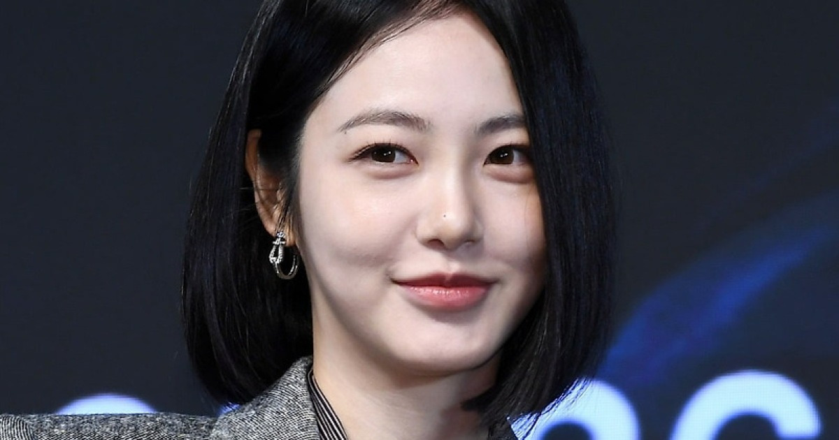 신예은, 건들면 대박 터지네…'학폭 가해' 유명세 후 매번 '얼굴 갈아 끼우기' [TEN피플]