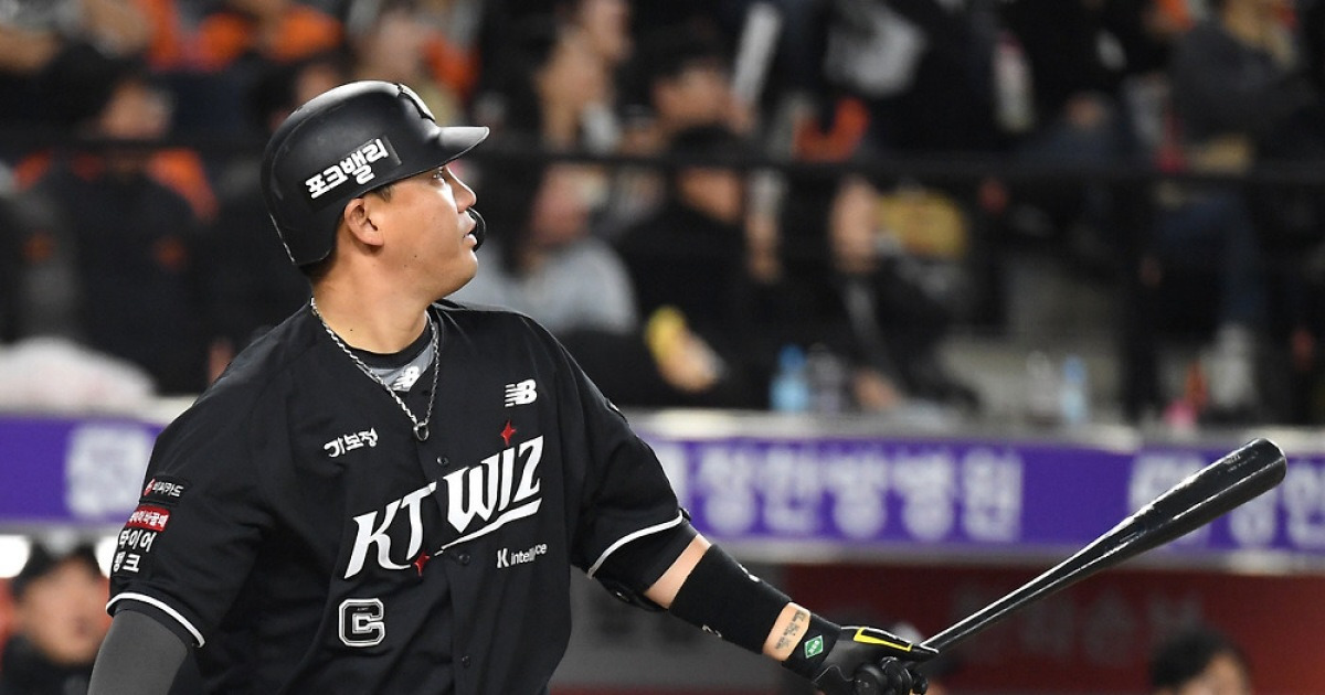 문동주? '팀타율 1위' 불방망이 앞에선 모두가 평등…안현민 적시타 → 장성우 그랜드슬램 [대전