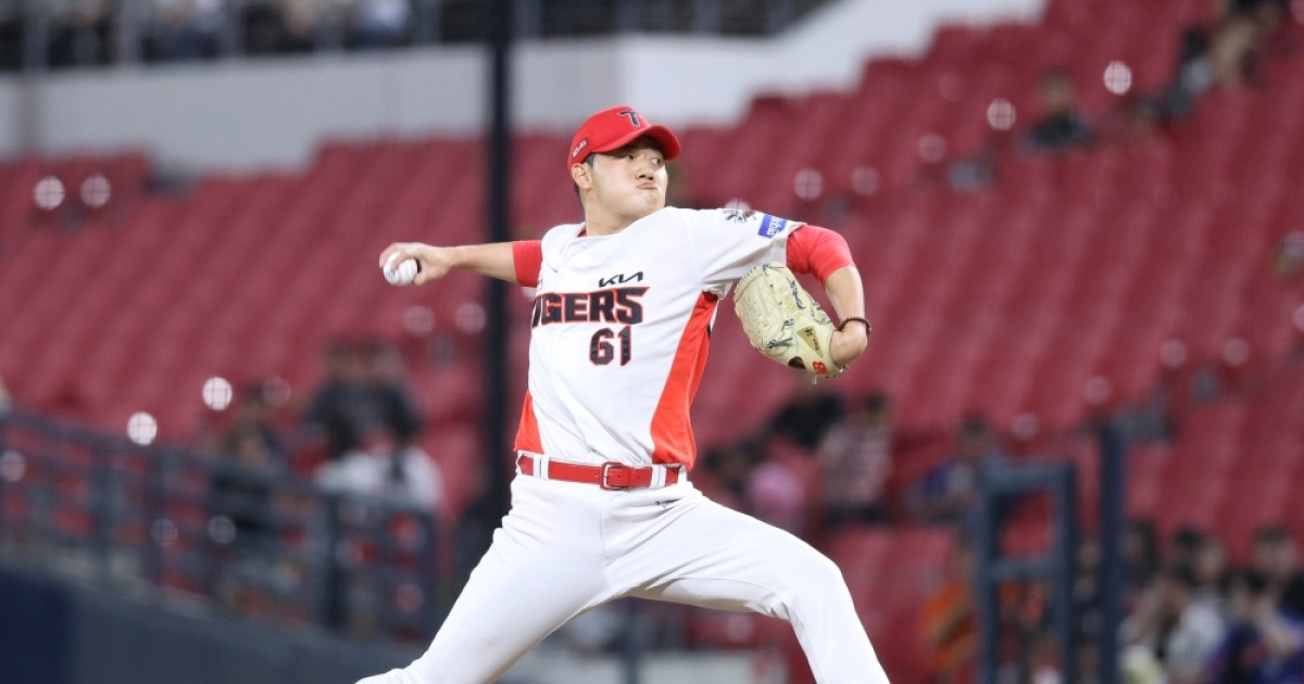 KIA 불펜 붕괴→10점 차 대패…팬들은 경기 종료 전 야구장을 빠져나갔다 [광주 현장]