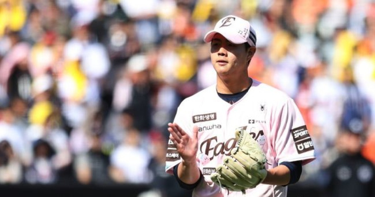 'KBO 최초 역사 썼는데' 박준영 선발 로테이션 빠진다…김경문 감독 "정우주에게 먼저 기회" [오!