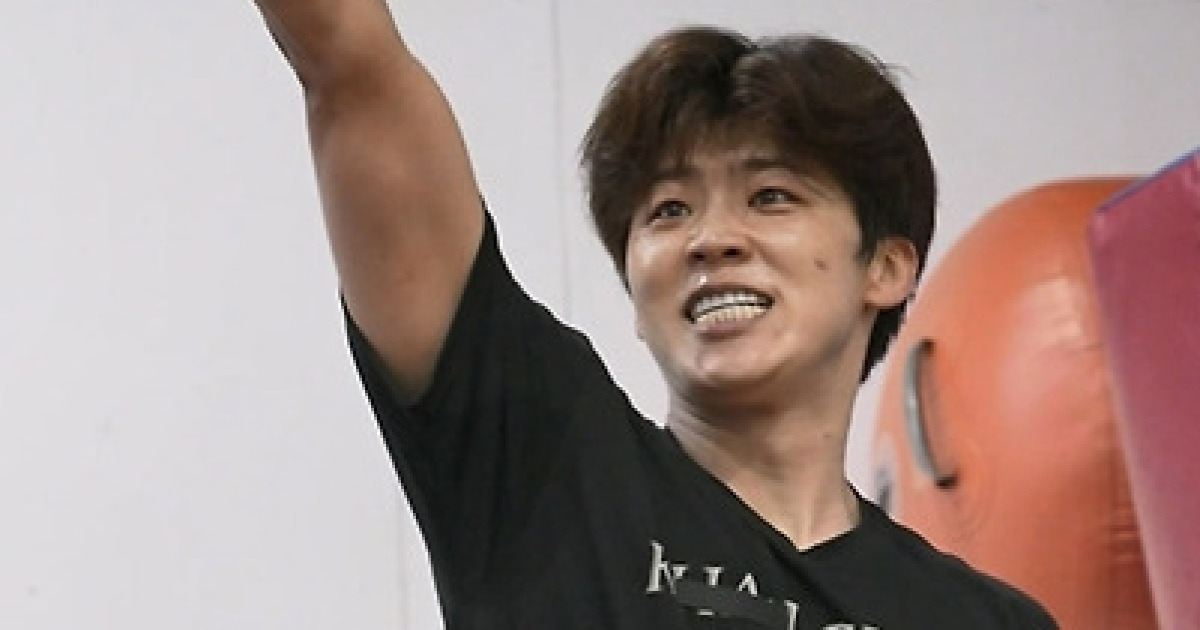 박지현, ‘짐승 트롯’ 위한 아크로바틱 삼매경 (나혼자산다) [T-데이]