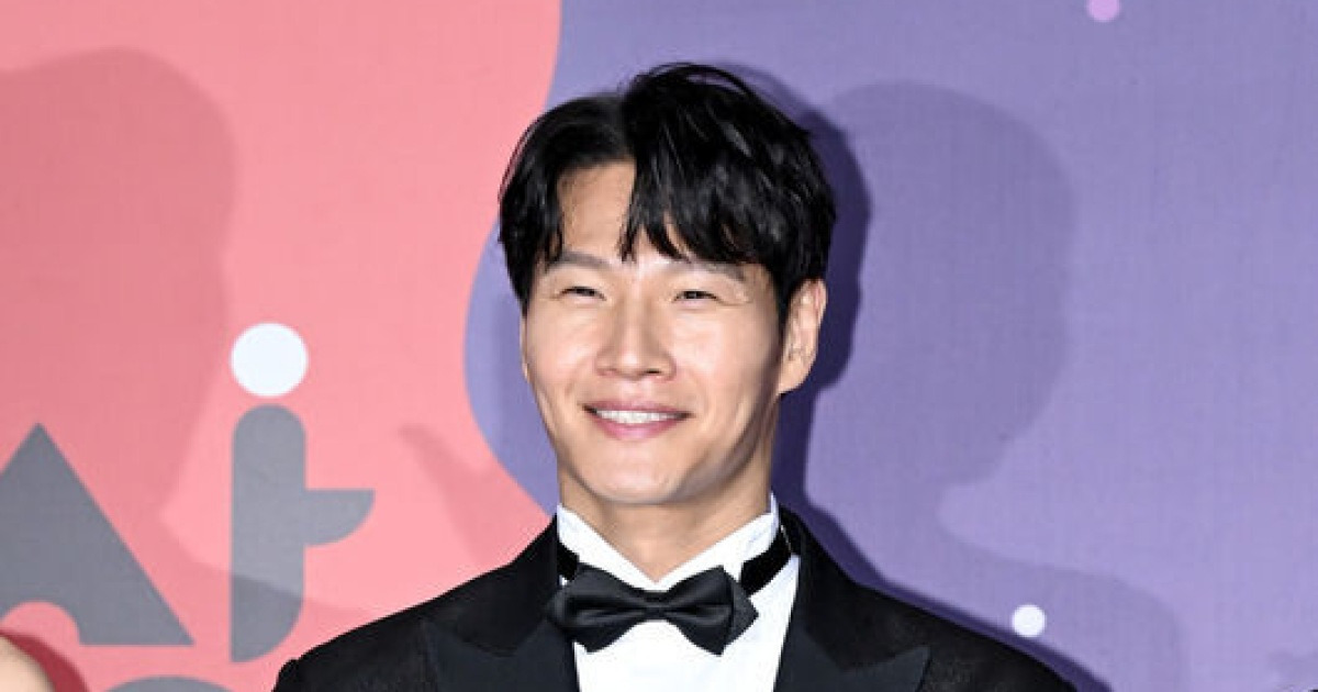 ‘극비 결혼’ 김종국, 오늘(11일) ♥아내 정체 드디어 밝힌다 “20살 연하 아냐”[핫피플]