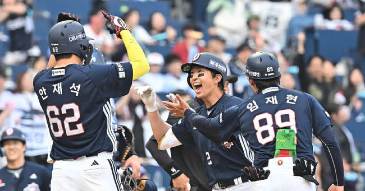 롯데서 안 데려왔으면 어쩔 뻔…조성환→김원형 첫 승까지 선물, 극적 스리런포 어떻게 가능했
