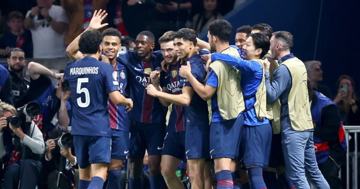 '이강인 15분-살라 벤치' PSG, 리버풀 2-0 압도하며 완파