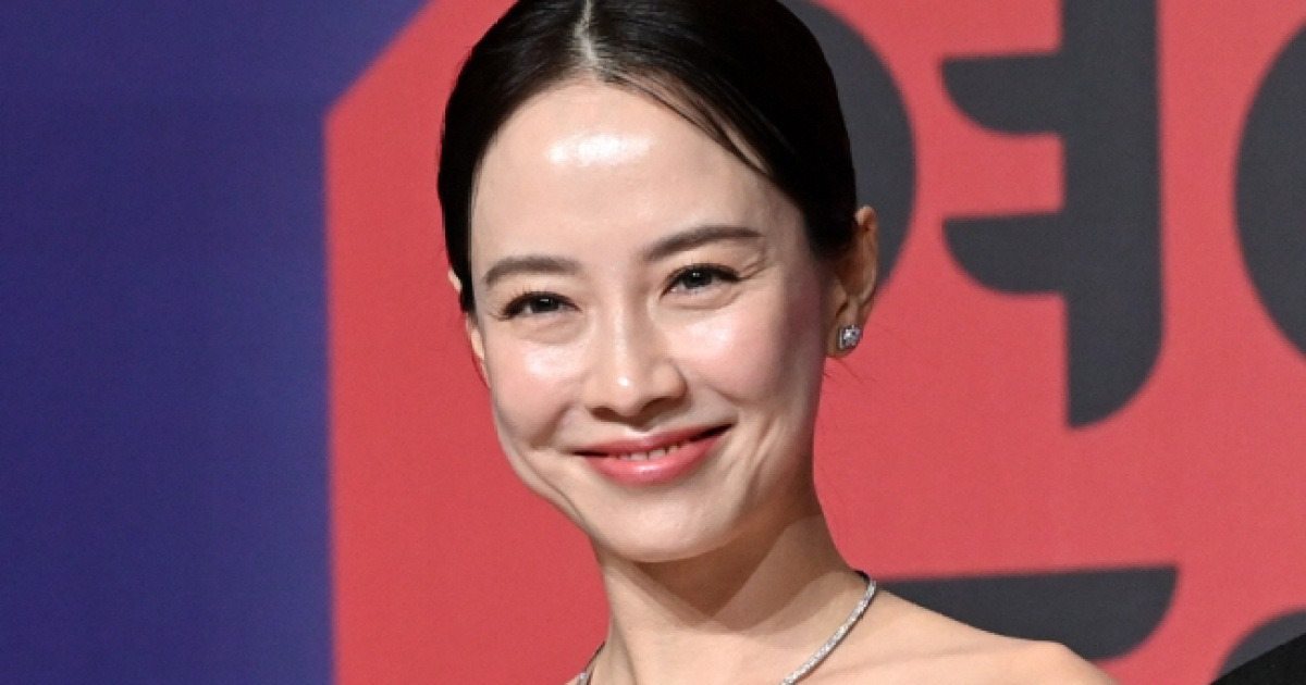 송지효, '런닝맨' 90분 방송에 고작 10초…또 하차 요구 빗발