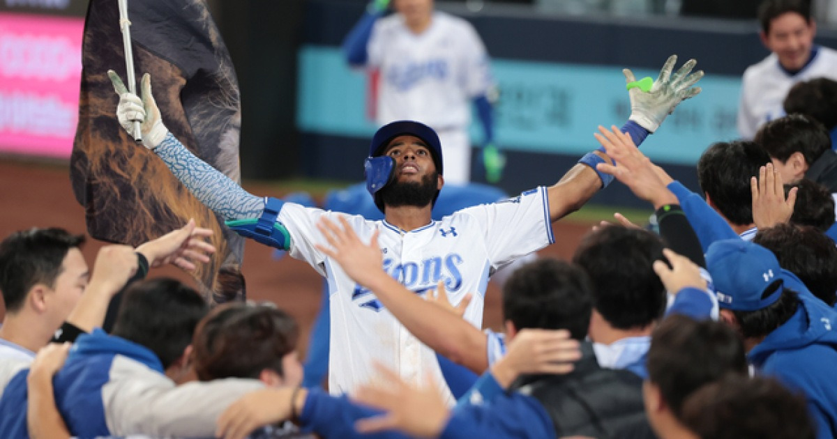 삼성 라이온즈, 8회 극적 홈런 두 방으로 플레이오프행 확정