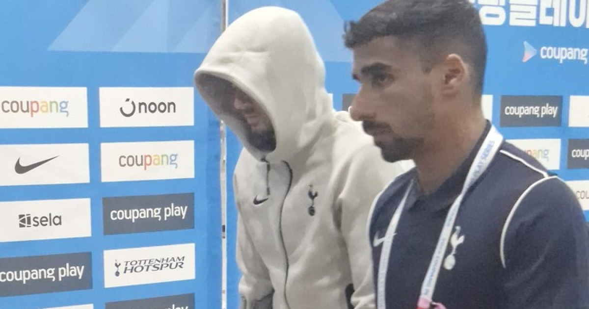 떠들썩하던 믹스트존 취재진, 잠시 일동 '숙연'...토트넘, 쏘니와 헤어지자마자 '초비상' 걸렸다
