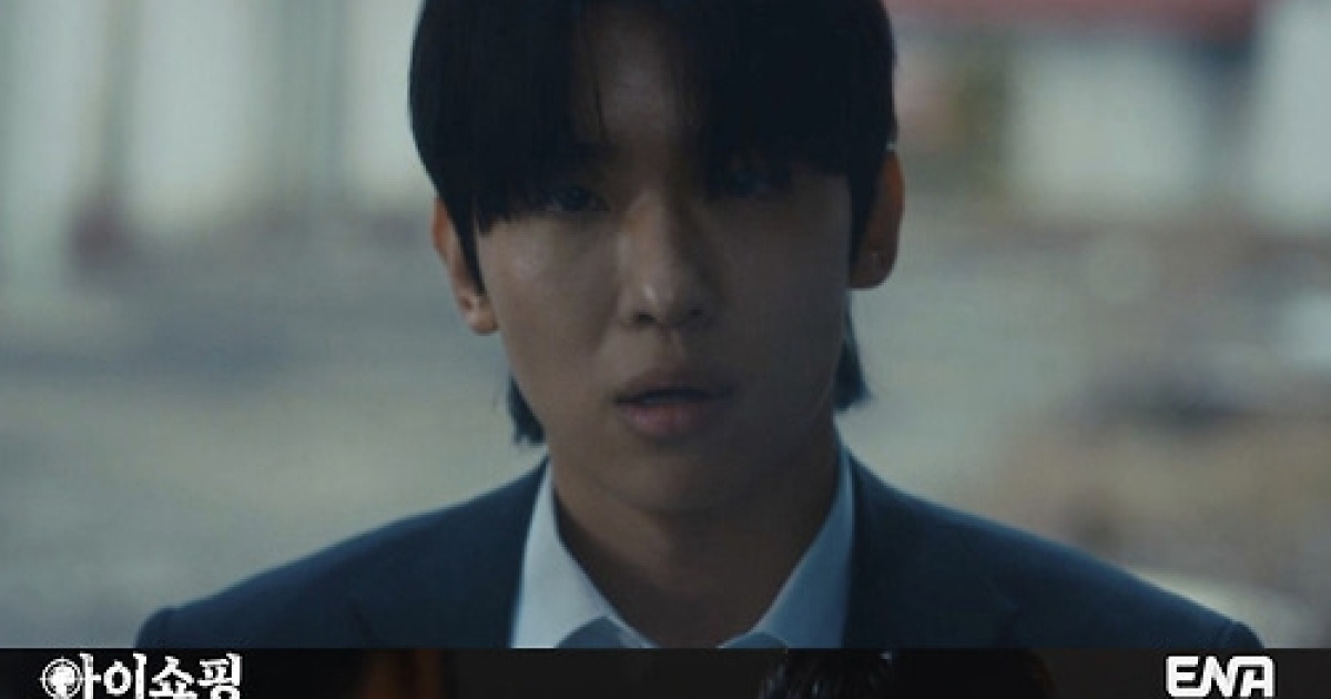 “연기가 만만해?”…덱스, ‘아이쇼핑’ 첫방부터 발연기 논란 [MK이슈]