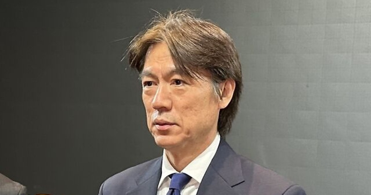 홍명보 감독, 'WC 본선' 깜짝 발탁 가능성 언급! "소통하며 만반의 대비...어린 선수들 지켜보고 있