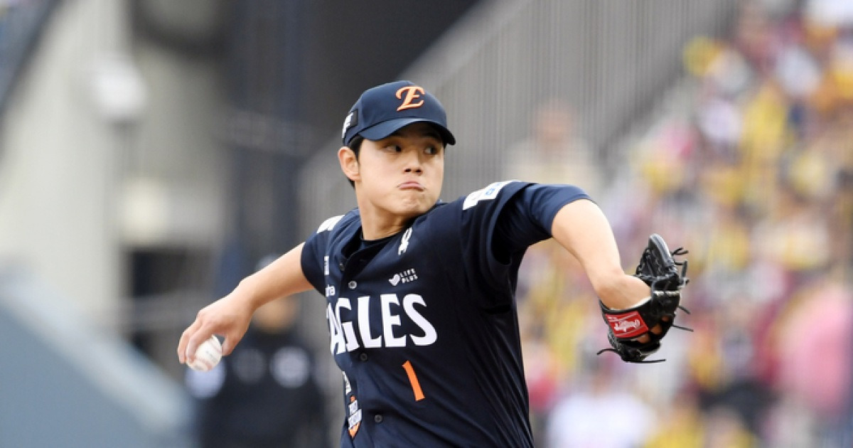 문동주 당연히 잘 던져야지, 그런데…문동주‘만’ 중요할까? 결국 눈길은 ‘뒷문’으로 [KS5]