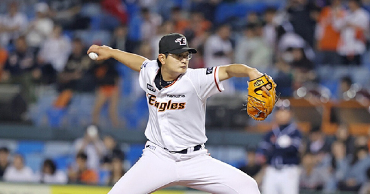 '10G ERA 6.75' 김서현에 한화 김경문 감독 비판 대신 "그동안 너무 잘해줬다" 격려 [스춘 현장]