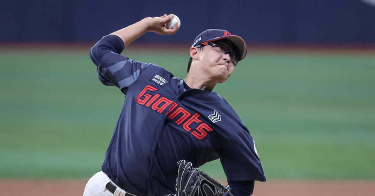 “항상 똑같은 패턴”…‘안경 에이스’ 박세웅, ‘완벽 부활’ 위한 ‘핵심’은 공격적 승부 [S