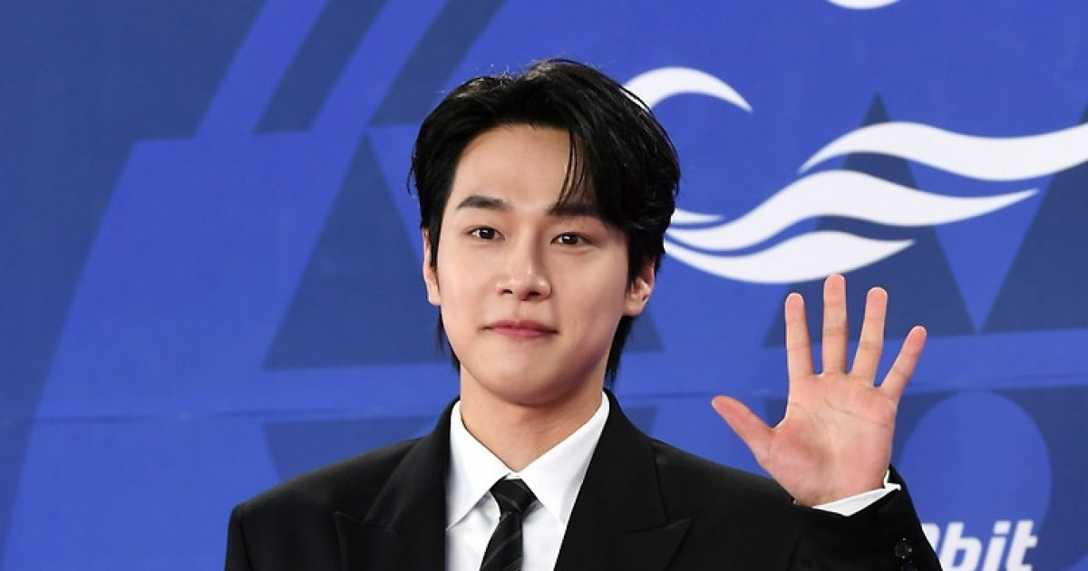 '아이유 동색' 강유석, 또 일냈다…3연타 흥행 성공 "창원이 만나 행복해" ('서초동')