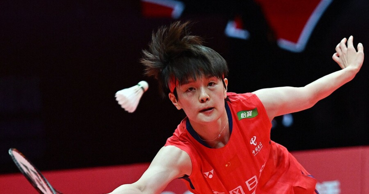 6점차 역전 성공…안세영에 결국 꺾였던 왕즈이, 10-16에서 뒤집고 인도 오픈 8강 진출 → 안세영